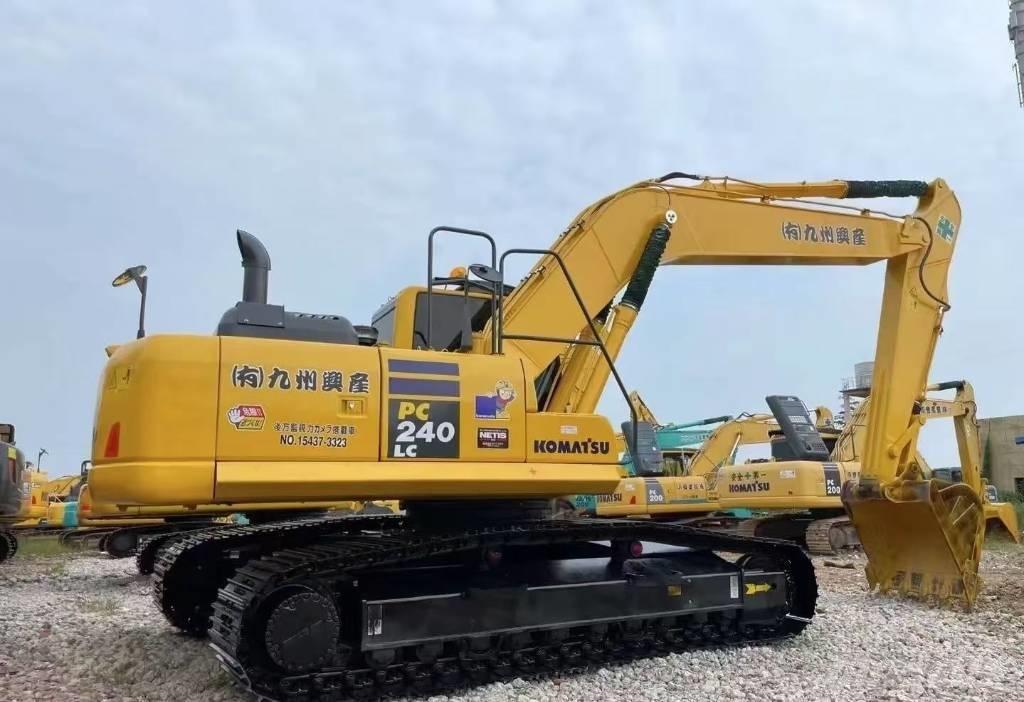 Komatsu PC 240 Paletli ekskavatörler