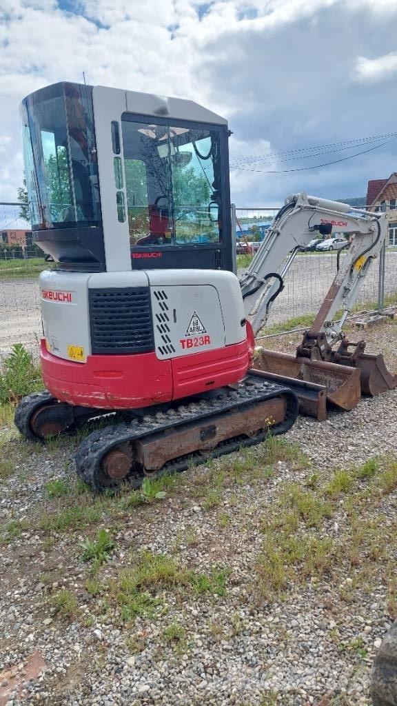 Takeuchi TB 23 R Mini ekskavatörler, 7 tona dek