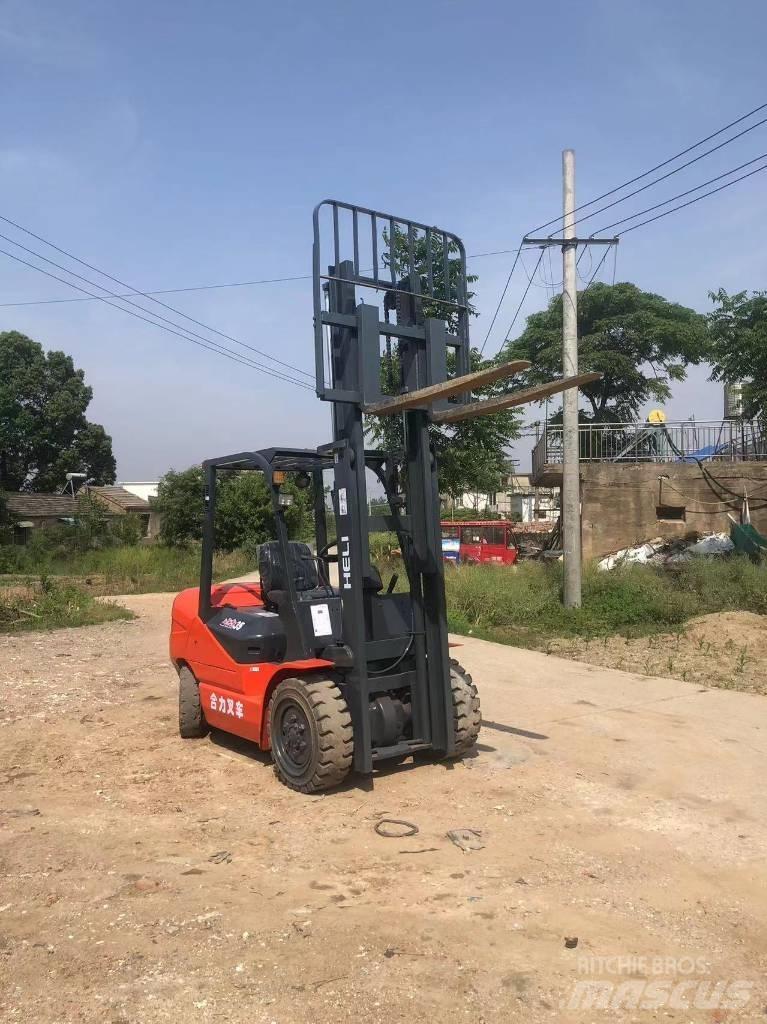 Heli K35 Teleskopik yükleyiciler