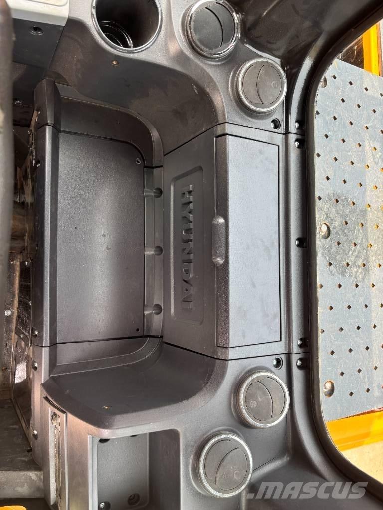 Hyundai R 350LVS Paletli ekskavatörler