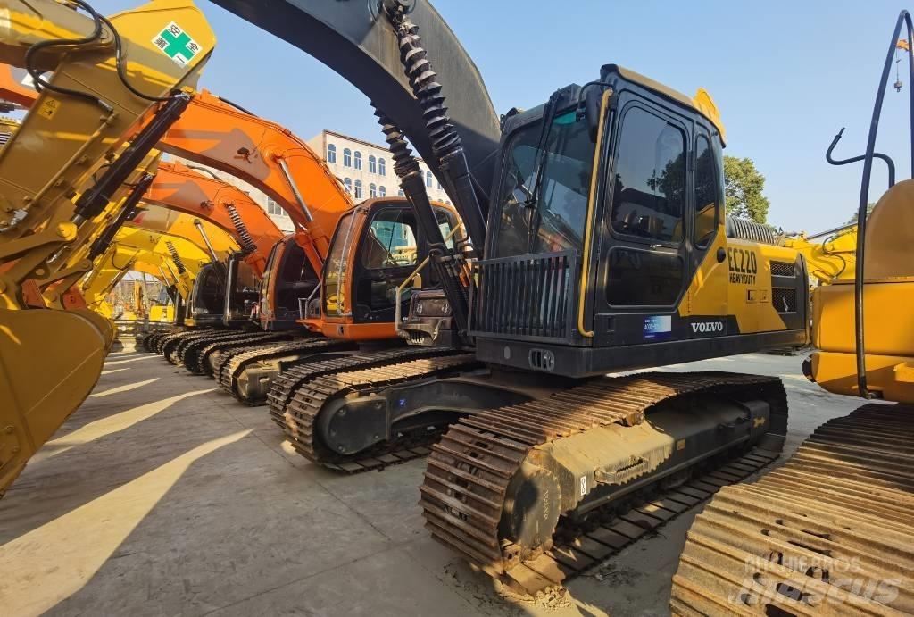 Volvo EC 220 Paletli ekskavatörler