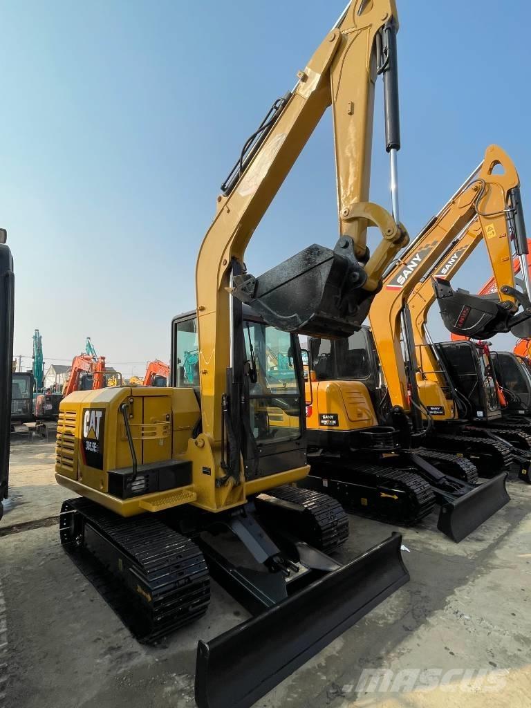 CAT 305.5E2 Paletli ekskavatörler
