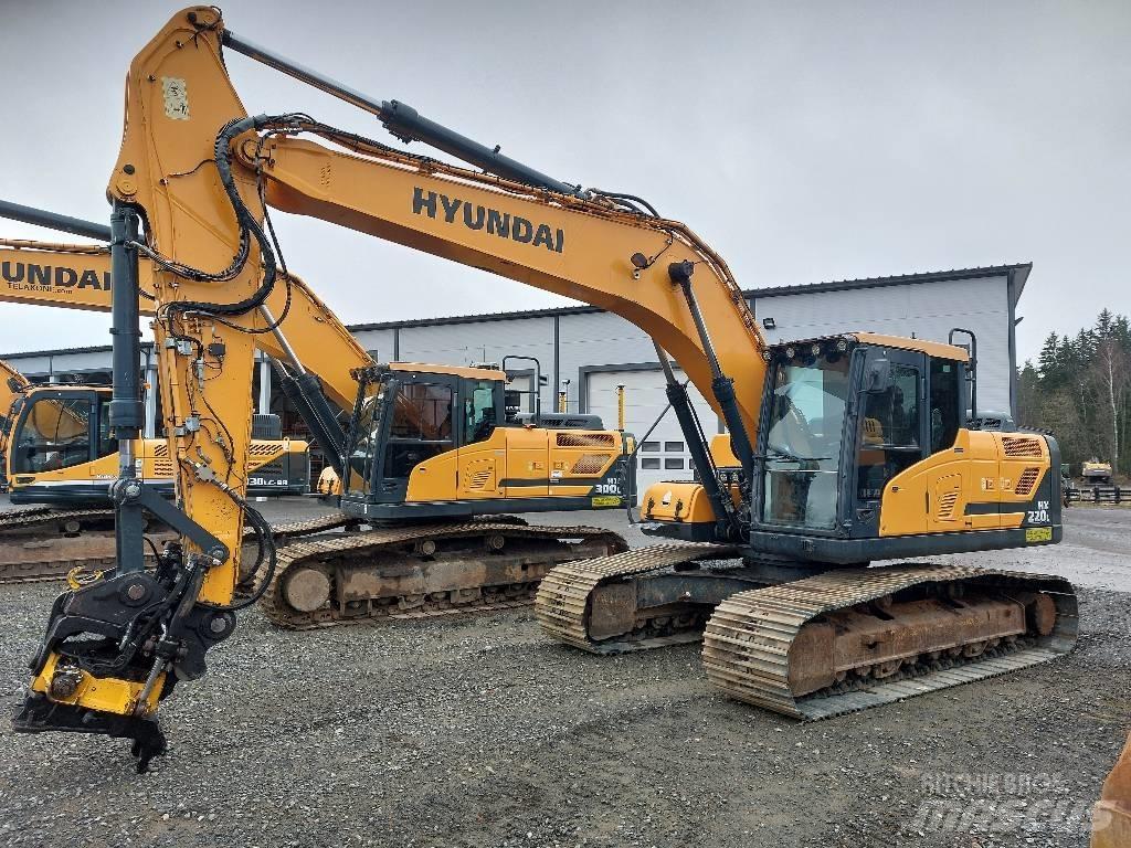Hyundai HX 220 L Paletli ekskavatörler