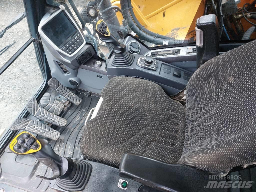 Hyundai HX 220 L Paletli ekskavatörler