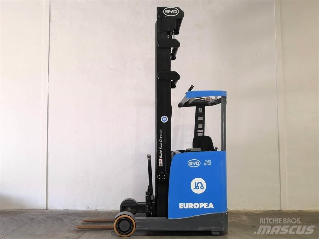  RTR16 Reach truck - depo içi istif araçları