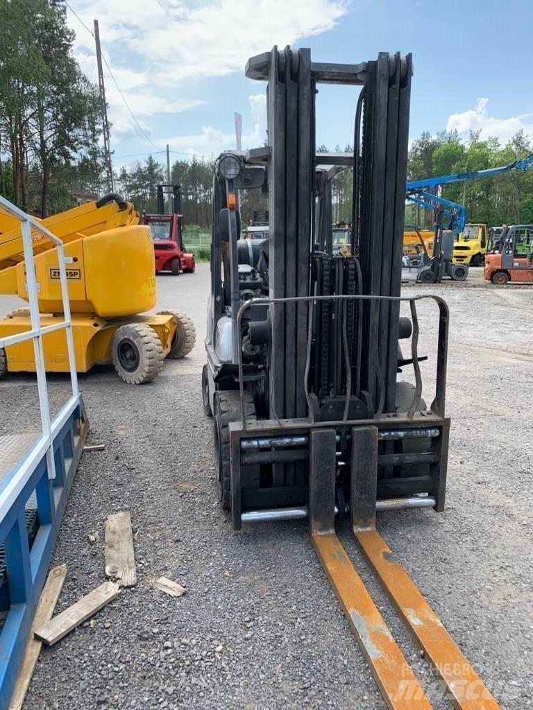 Nissan UG1D2A32LQ LPG'li forkliftler