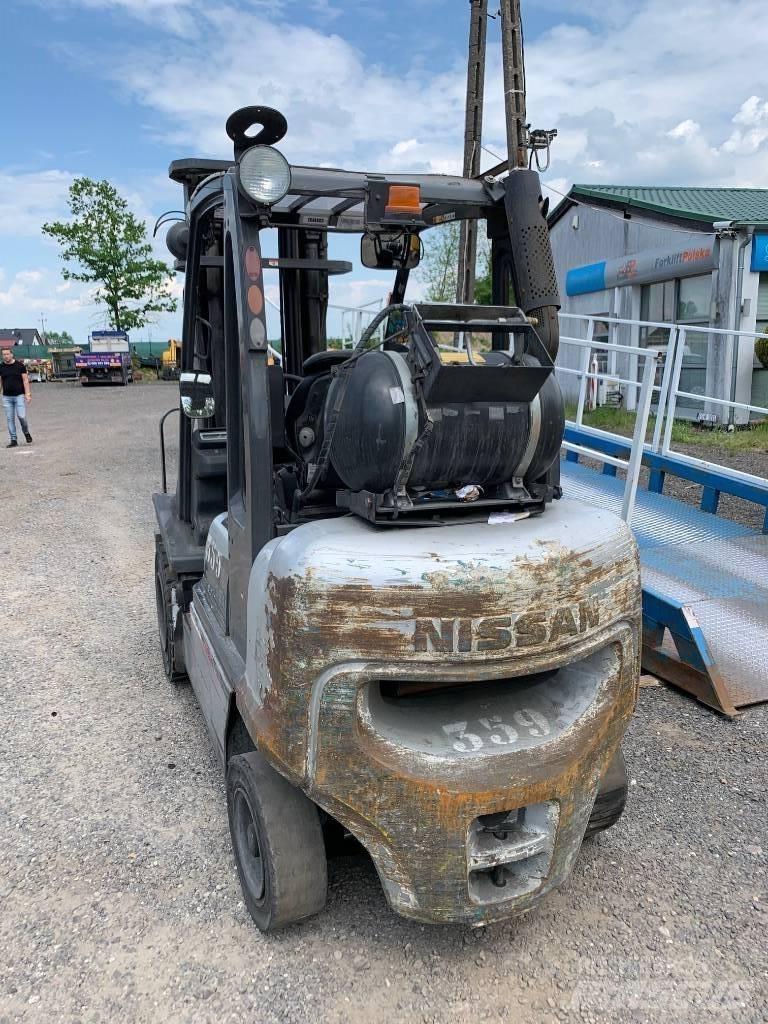 Nissan UG1D2A32LQ LPG'li forkliftler