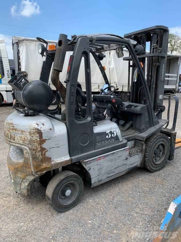 Nissan UG1D2A32LQ LPG'li forkliftler