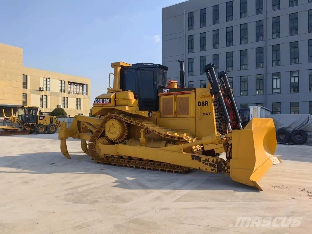 CAT D8R Paletli dozerler