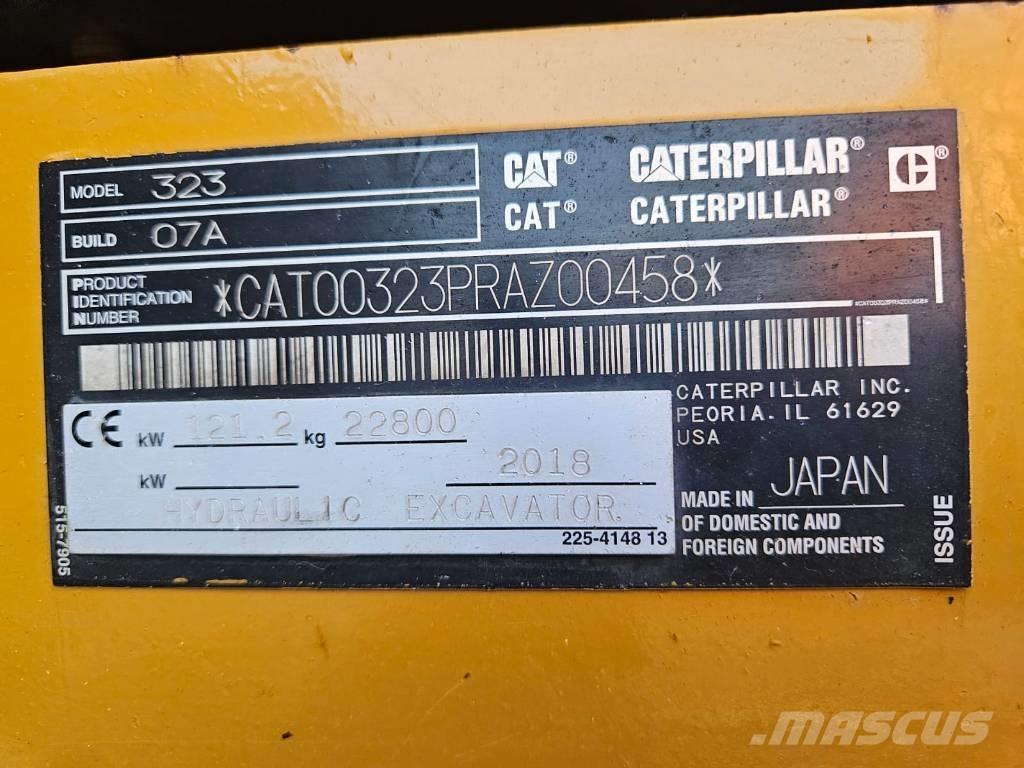 CAT 323 Paletli ekskavatörler