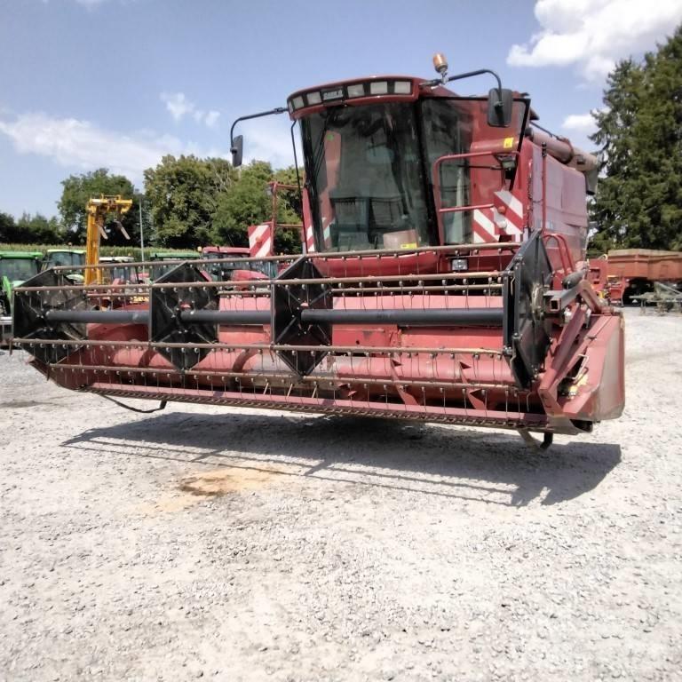 Case IH 2366E Biçerdöverler