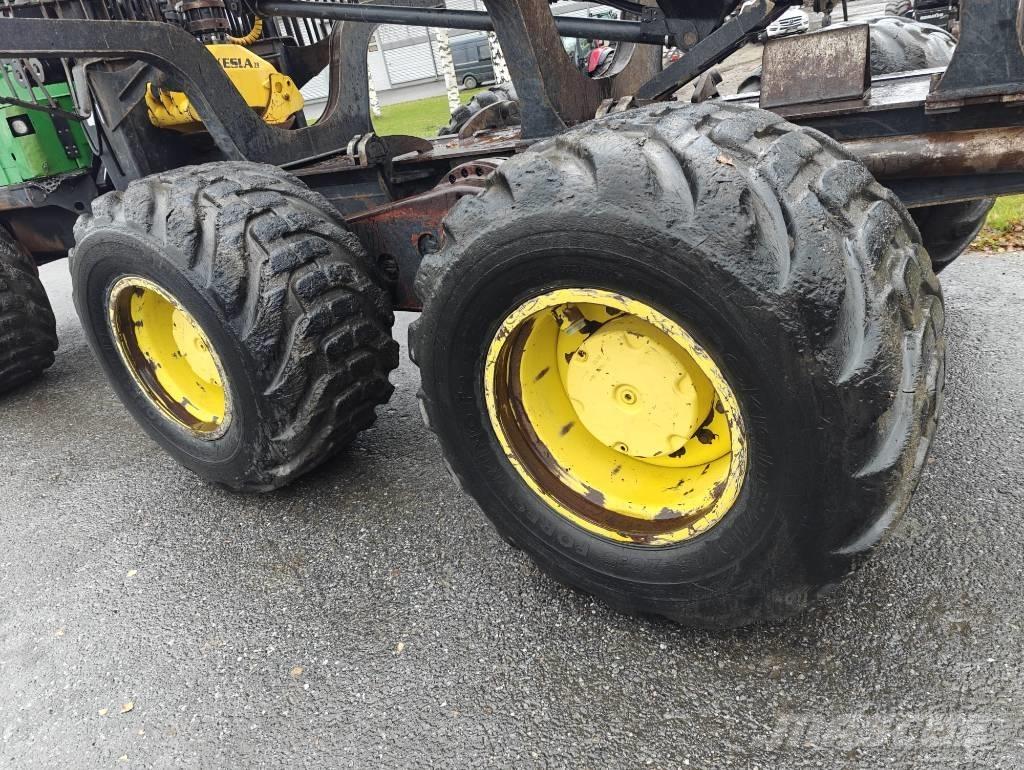 John Deere 1210 E Tomruk yükleyici traktörler