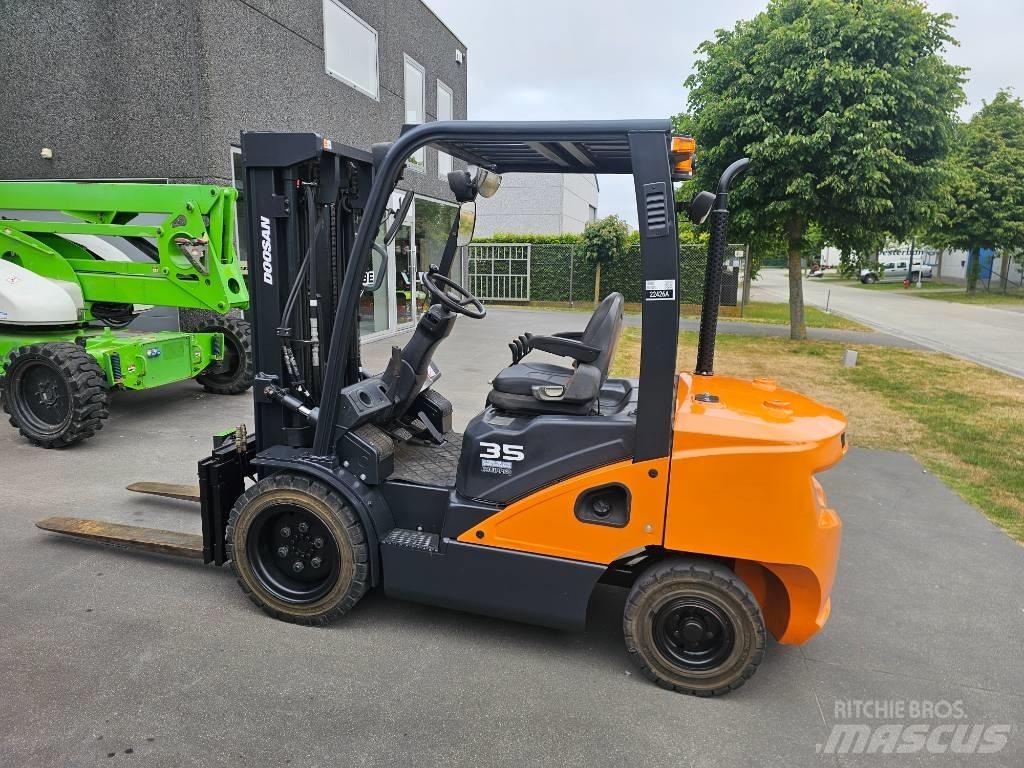 Doosan D 35 S-7 Dizel forkliftler
