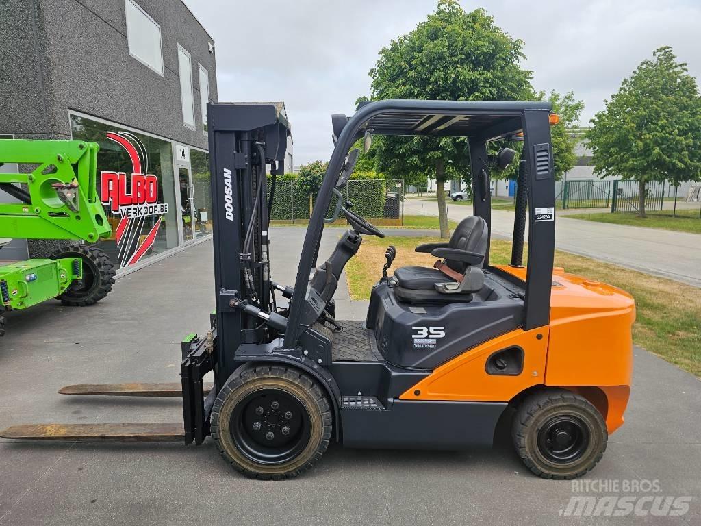 Doosan D 35 S-7 Dizel forkliftler