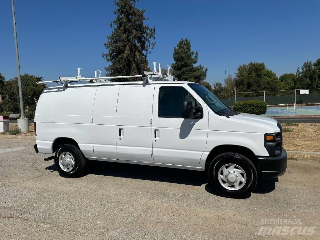 Ford E 250 Panel vanlar