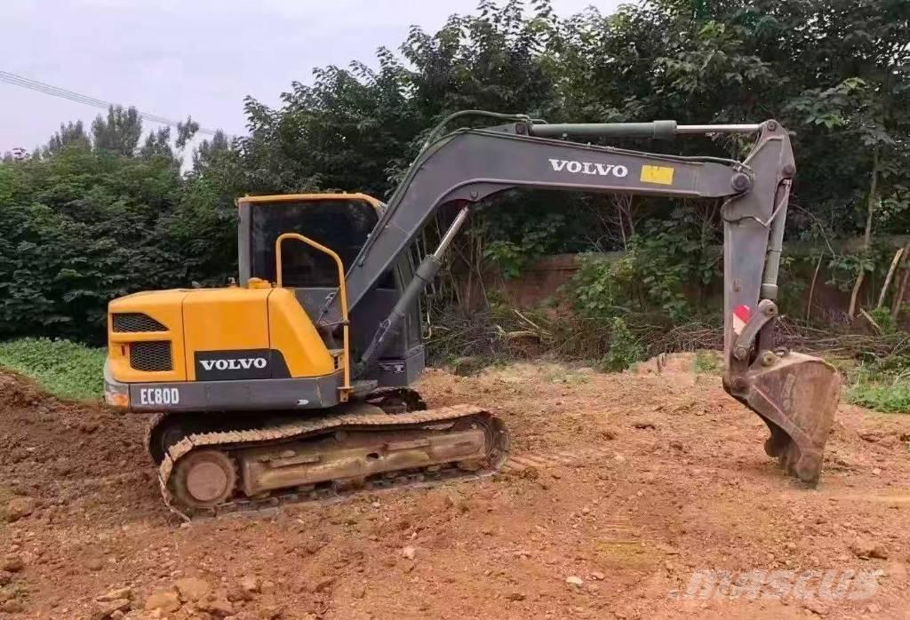 Volvo EC 80 D Paletli ekskavatörler