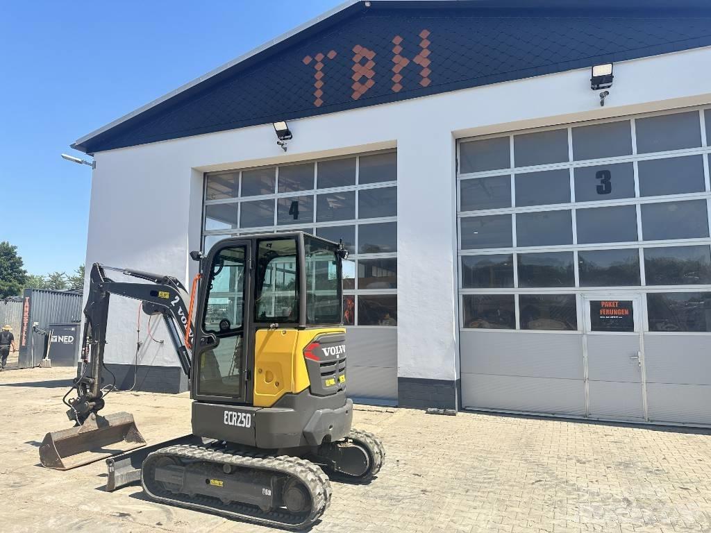 Volvo ECR 25 D Mini ekskavatörler, 7 tona dek