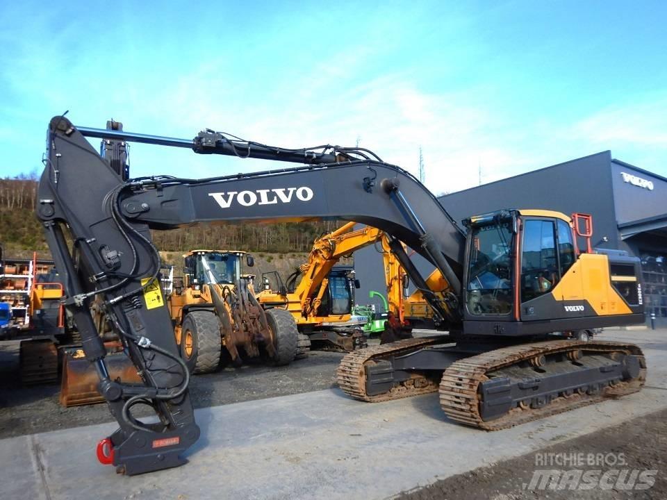 Volvo EC 300 E Paletli ekskavatörler