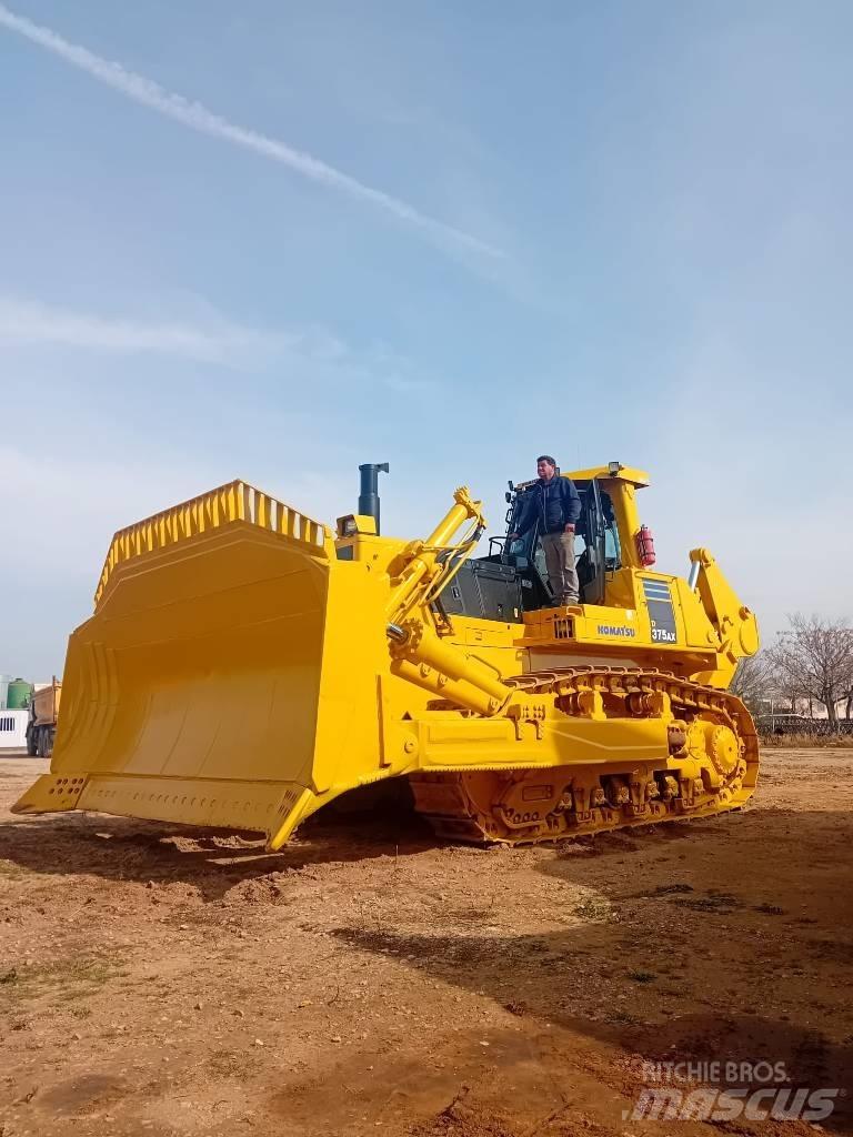 Komatsu D375AX Paletli dozerler