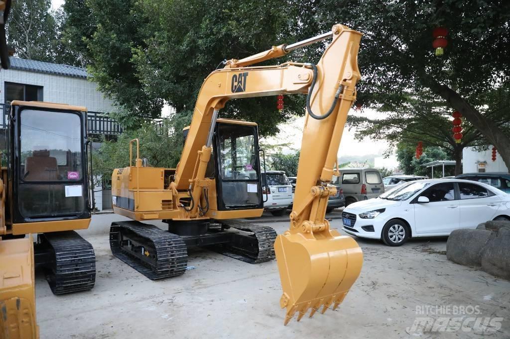 CAT E 70 B Mini ekskavatörler, 7 tona dek