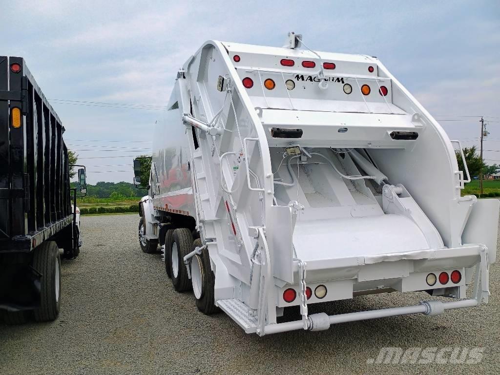 Freightliner M2 Atik kamyonlari