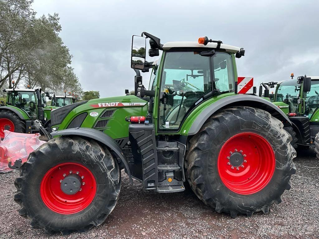 Fendt 724 Profi Plus Traktörler