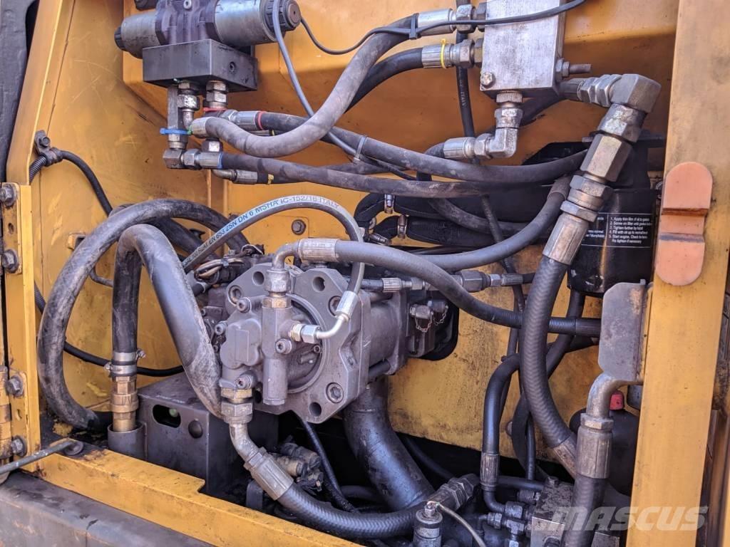 Volvo EC 160 B LC Paletli ekskavatörler
