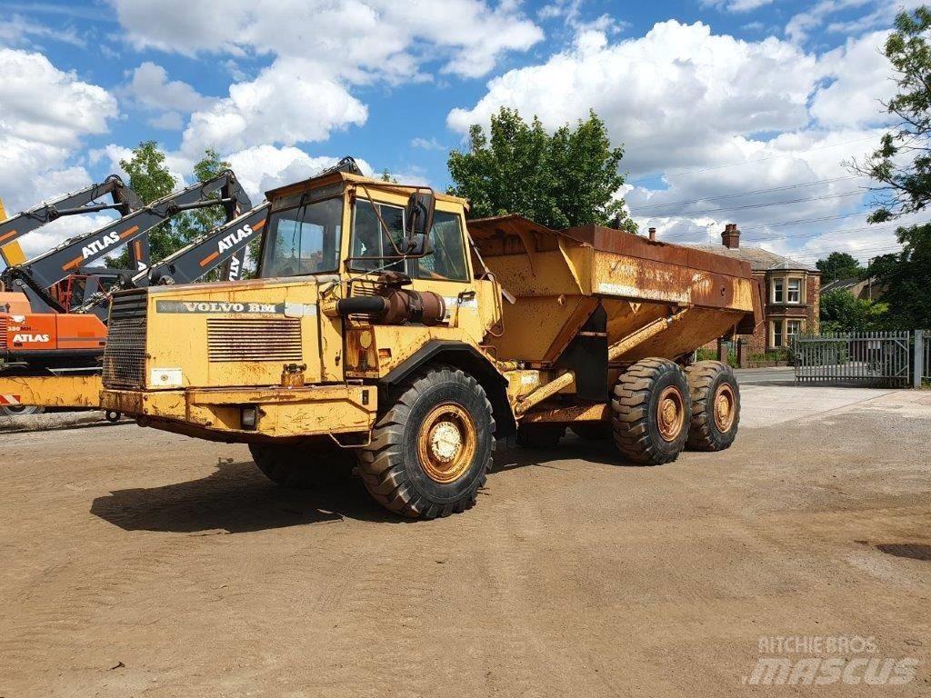 Volvo A 25 C Belden kirma kaya kamyonu