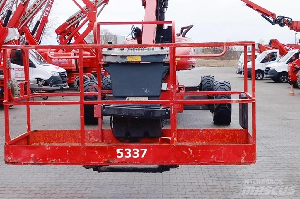 JLG 1250 AJP Körüklü personel platformları