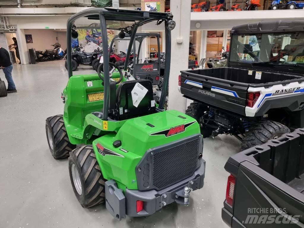 Avant 528 Skid steer loderler