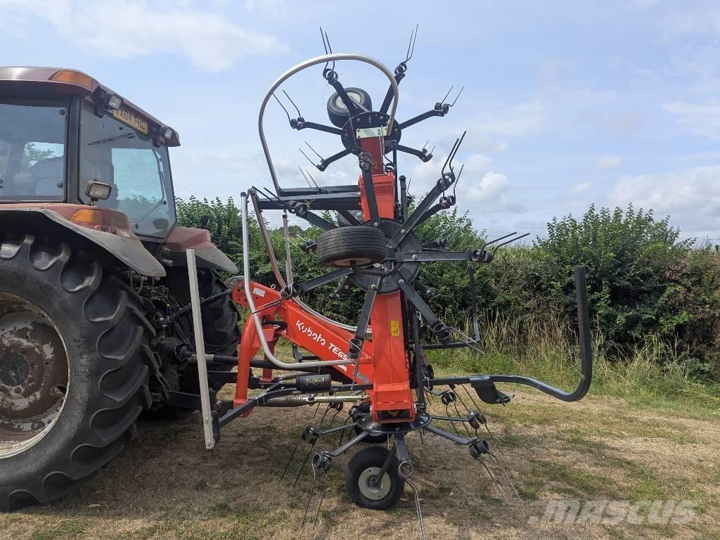 Kubota TE 6576 Ot, samanlık ve yem makinesi aksesuarları