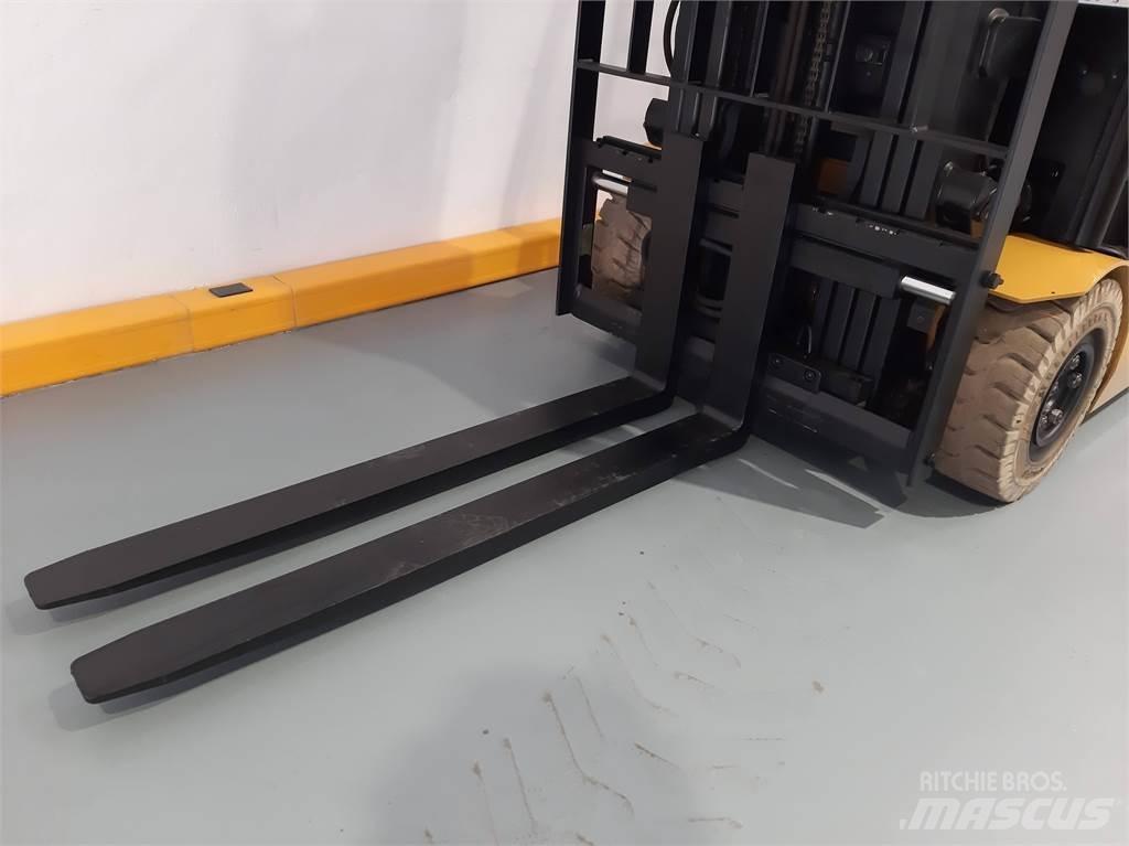 CAT EP16ACNT Elektrikli forkliftler