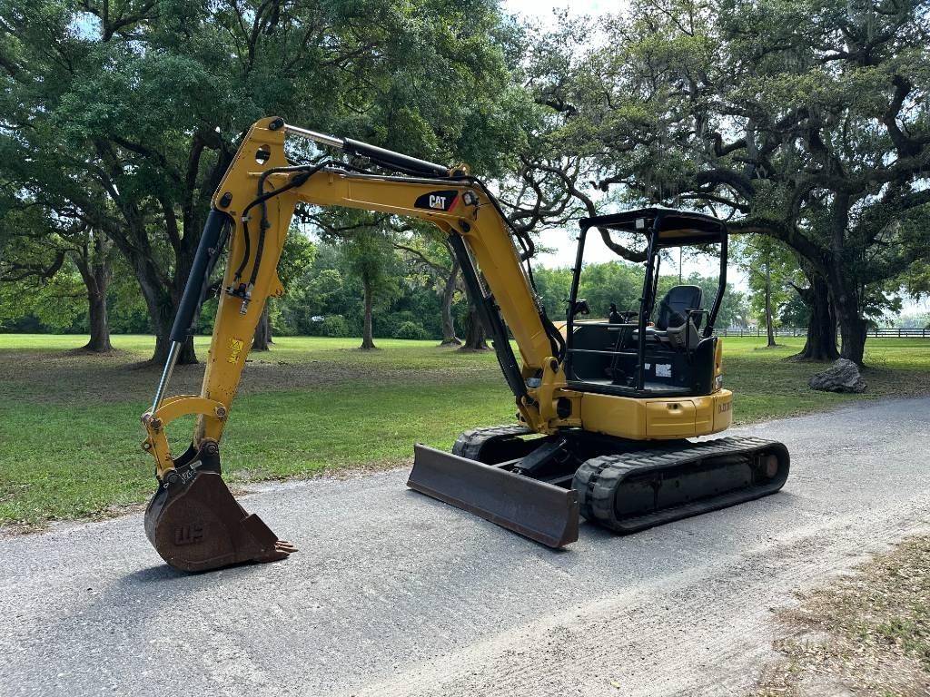 CAT 305E2 CR Mini ekskavatörler, 7 tona dek