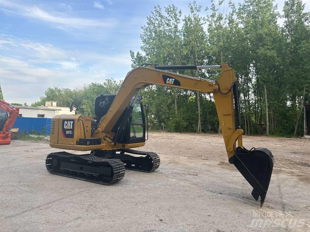 CAT 307E Paletli ekskavatörler