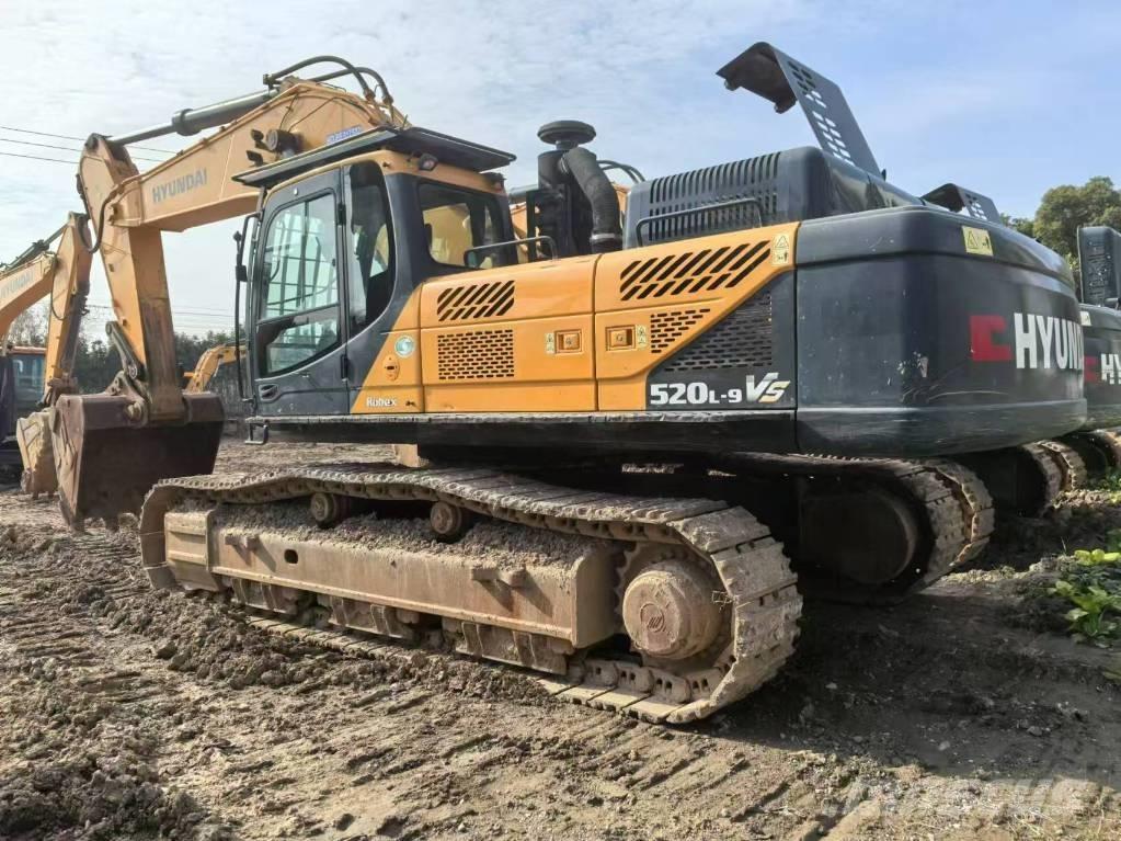 Hyundai 520VS Paletli ekskavatörler