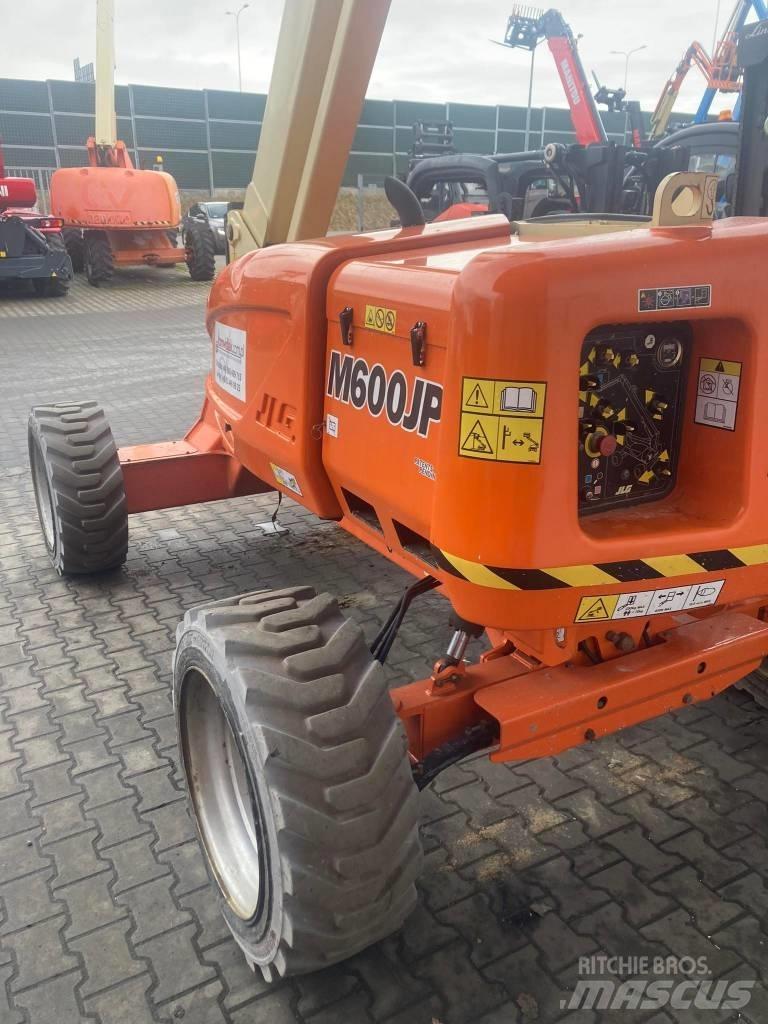 JLG M 600 JP Körüklü personel platformları