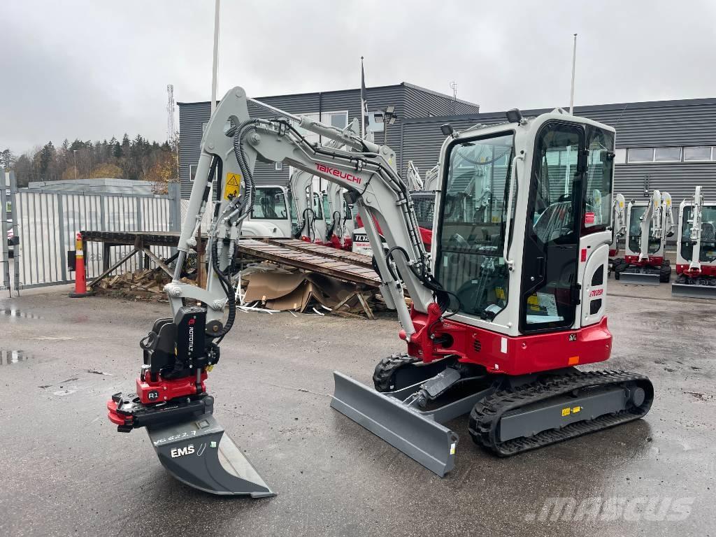 Takeuchi TB 325 R Mini ekskavatörler, 7 tona dek