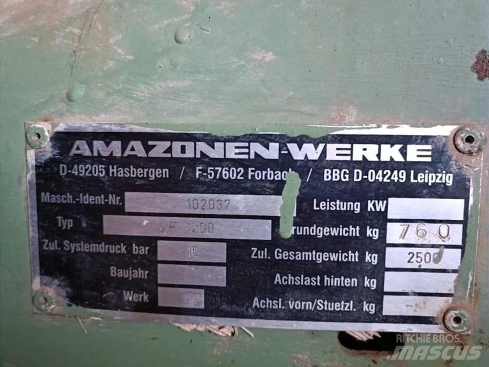 Amazone UF 1200 Monte edilebilir pülverizatörler