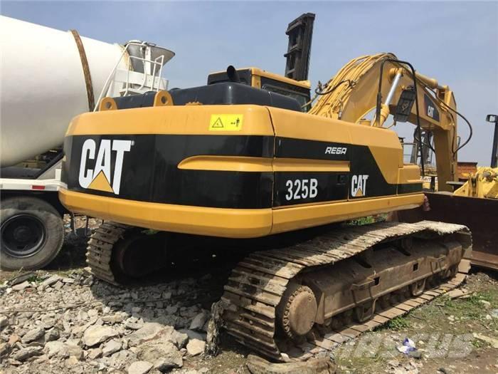CAT 325 B Paletli ekskavatörler