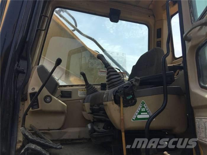 CAT 325 B Paletli ekskavatörler