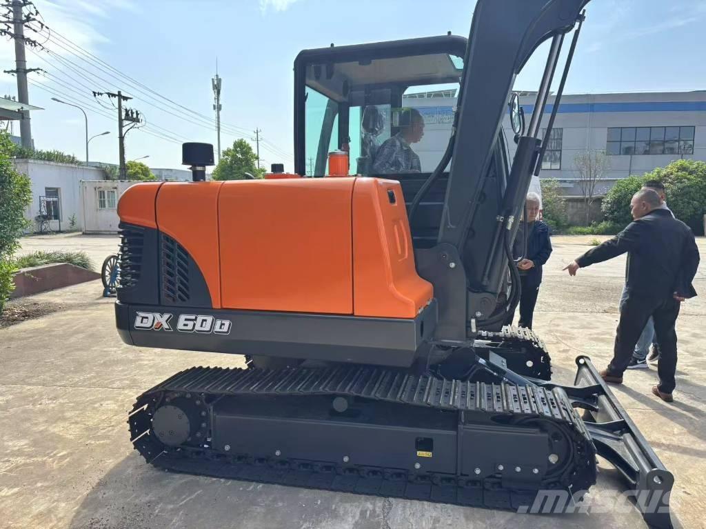 Doosan DX60 Paletli ekskavatörler
