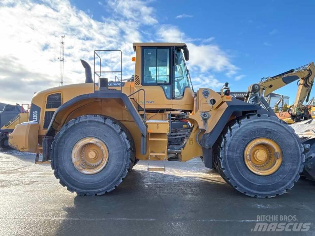 Volvo L 220 G Tekerlekli yükleyiciler