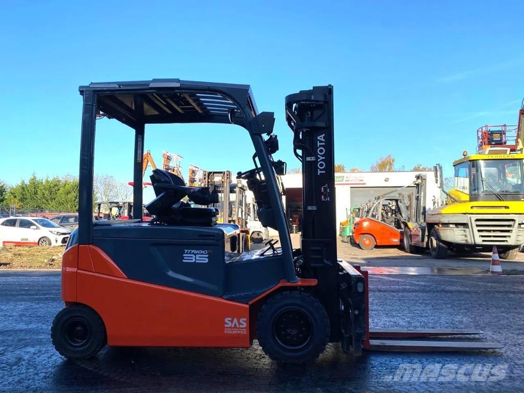 Toyota 8FBMT35 Elektrikli forkliftler