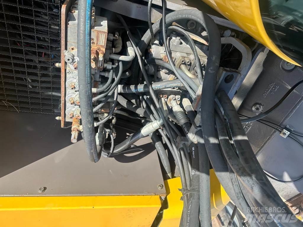 Volvo EW160 Lastik tekerli ekskavatörler