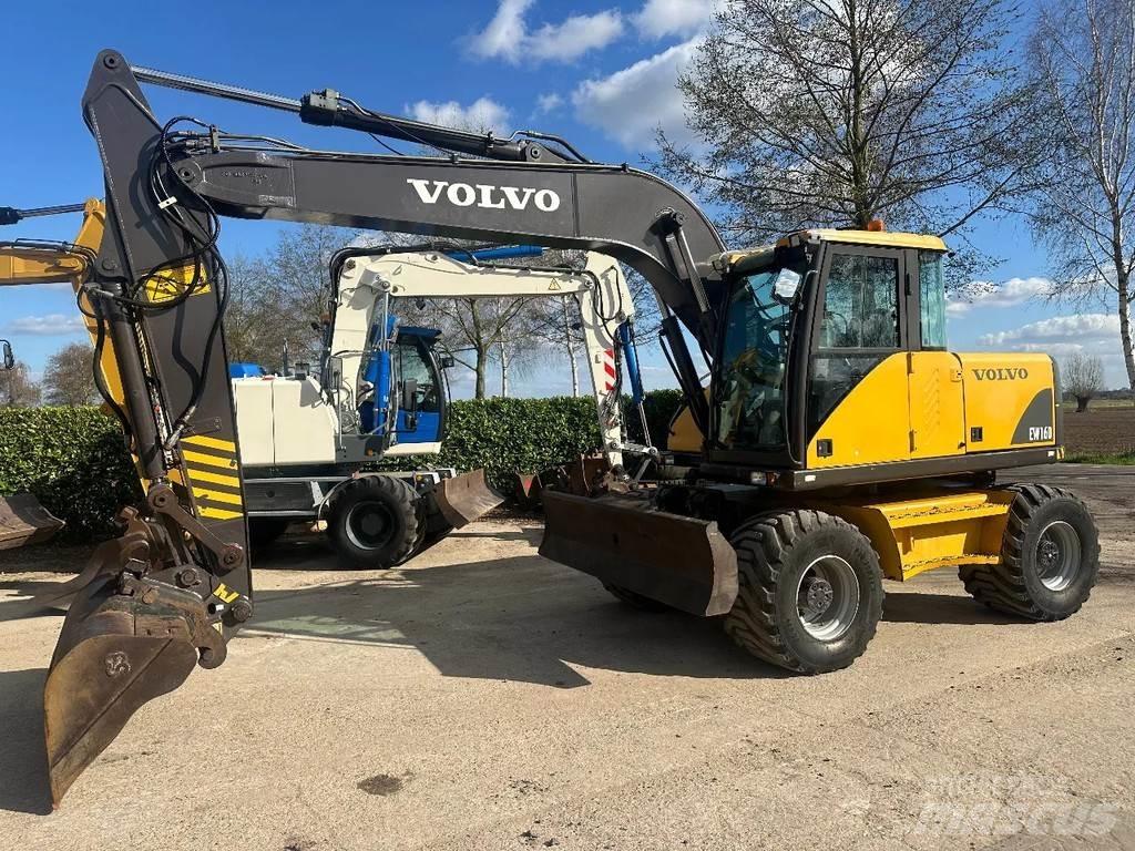 Volvo EW160 Lastik tekerli ekskavatörler