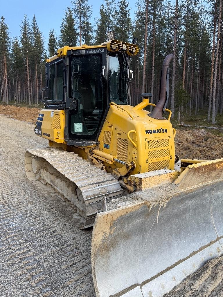 Komatsu D 37 PX-23 Paletli dozerler