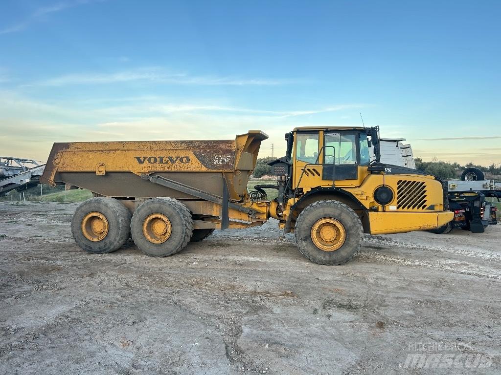 Volvo A 25 E Belden kirma kaya kamyonu