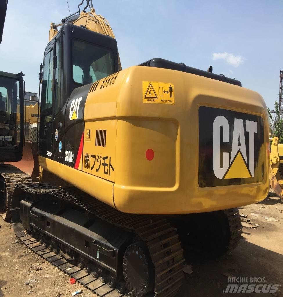 CAT 320 D Paletli ekskavatörler
