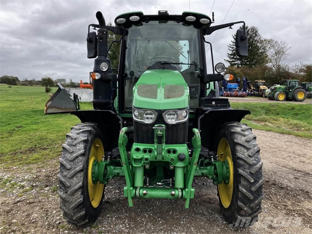 John Deere 6120M Traktörler