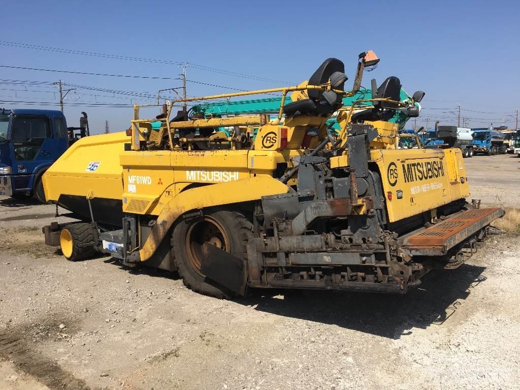 Mitsubishi MF61WD Asfalt sericiler